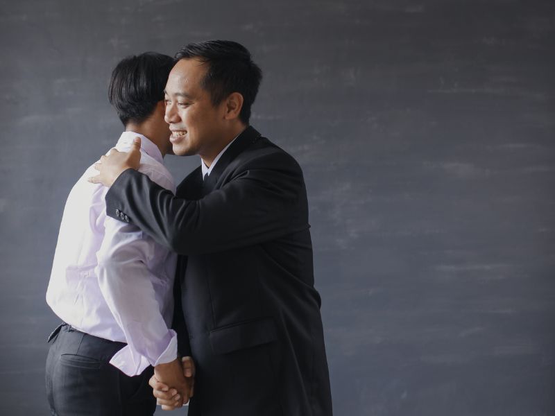 sếp khen ngợi nhân viên