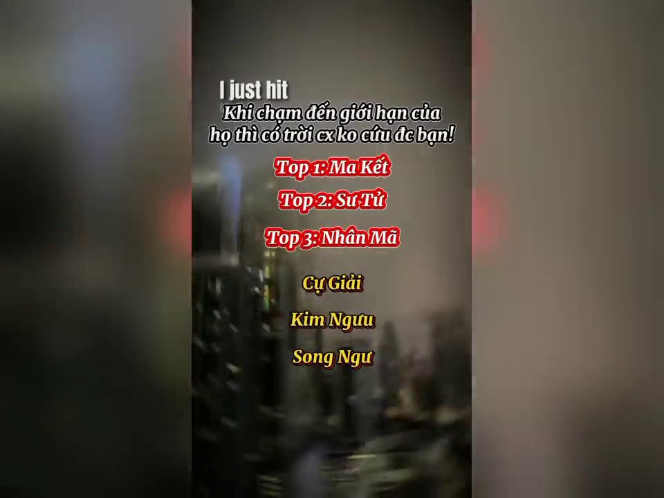 Khung hình mở đầu với bóng tay giơ cao và thông điệp "Nghĩ mình là công chúa, ai ngờ lại là hoàng hậu".