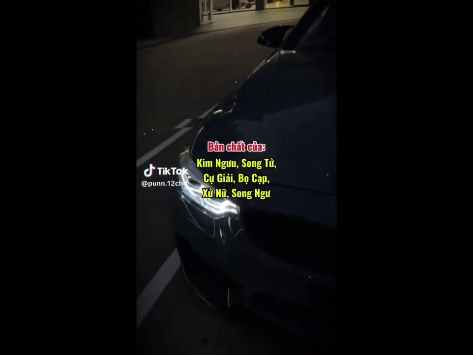 Khoảnh khắc người nói đề cập đến cụm từ "chẳng chẳng chẳng diên", tạo nên sự chú ý đặc biệt.