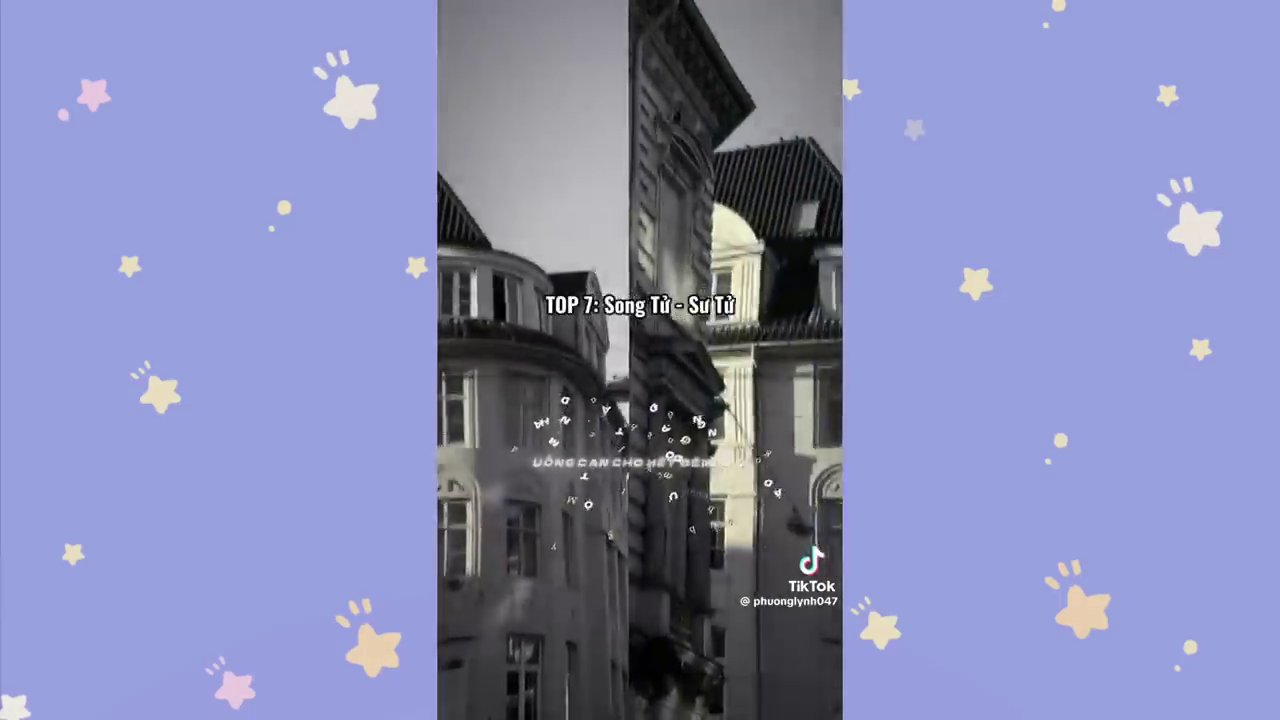 Hình ảnh cận cảnh những đóa hồng hồng với chữ "Top 1: Xử nữ, Top 2: Thiên Bình, Nhân Mã".