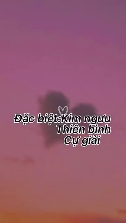 Hình ảnh kết thúc đầy hy vọng về một tình yêu đẹp dưới bầu trời rộng lớn.
